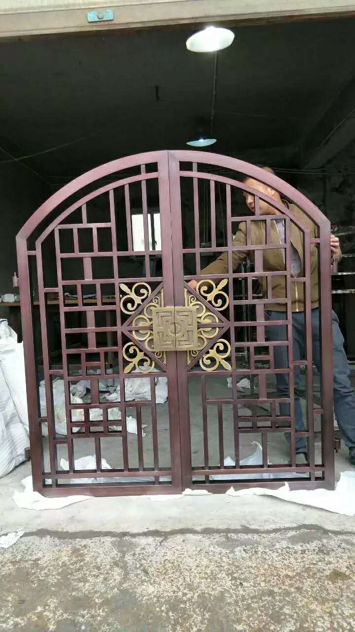 不銹鋼拱門(mén)